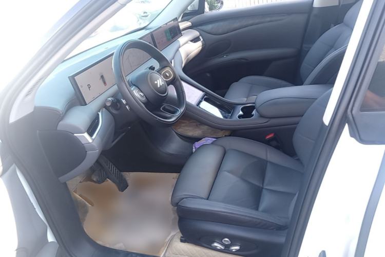 Used IM LS6 2023 Max Long-Range Version Left Front Seat
