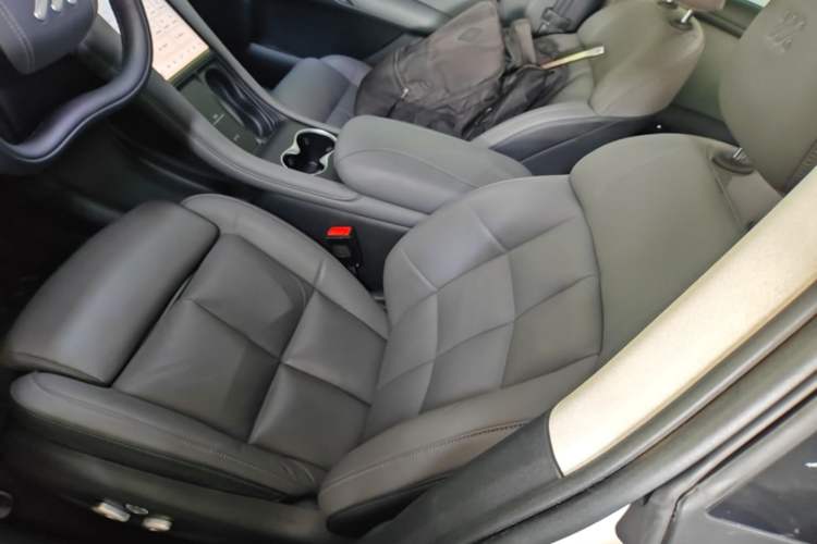 Used IM LS6 2023 Max Standard Edition Left Front Seat