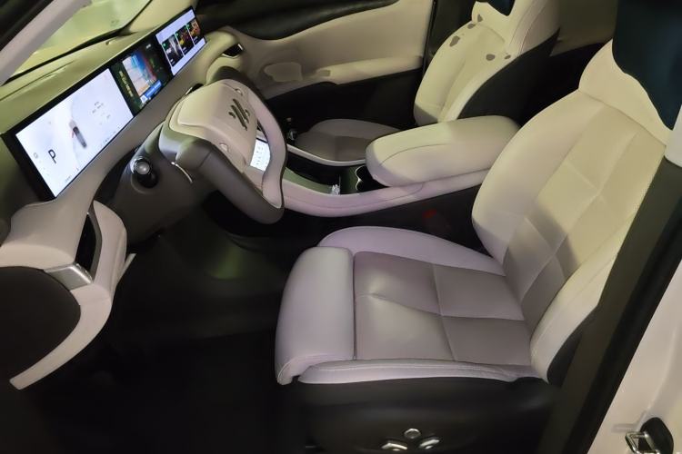 Used IM LS6 2023 Max Enhanced Performance Edition Left Front Seat