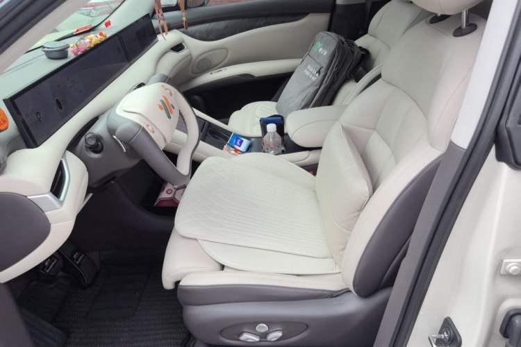 Used IM LS6 2023 Max Enhanced Performance Edition Left Front Seat