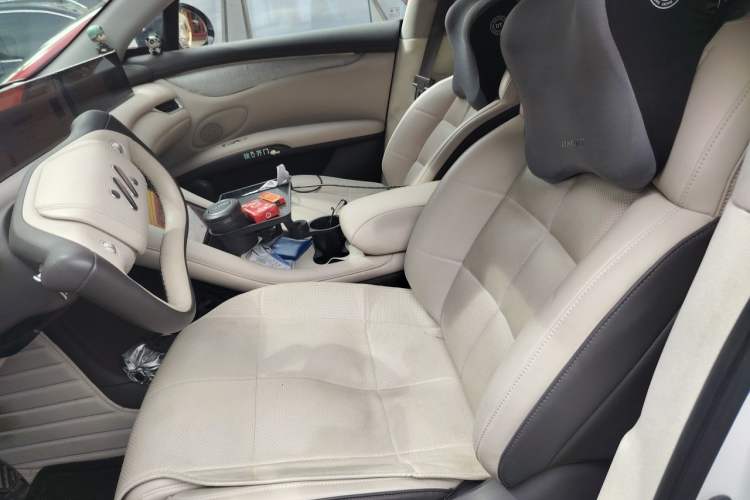 Used IM LS6 2023 Max Standard Edition Left Front Seat
