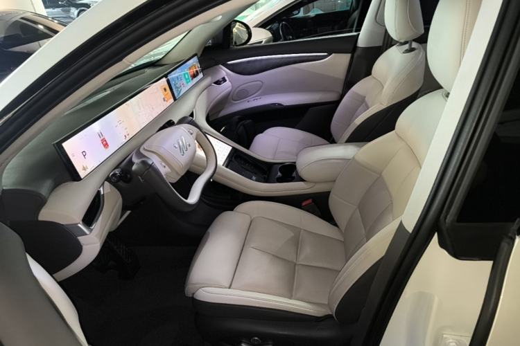 Used IM LS6 2023 Max Standard Edition Left Front Seat