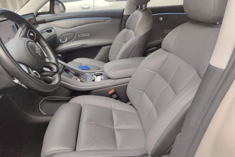 Used IM LS6 2023 Max Long-Range Version Left Front Seat