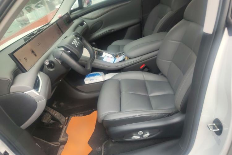 Used IM LS6 2023 Max Standard Edition Left Front Seat