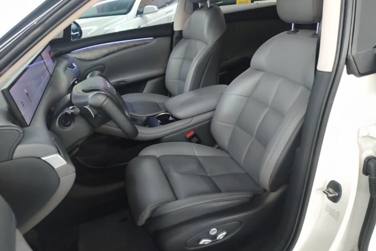 Used IM LS6 2023 Max Standard Edition Left Front Seat