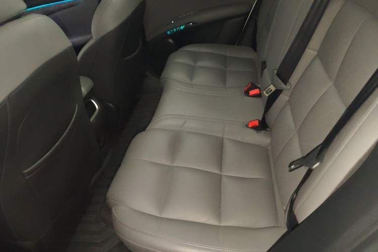 Used IM LS6 2023 Max Long-Range Version Left Rear Seat