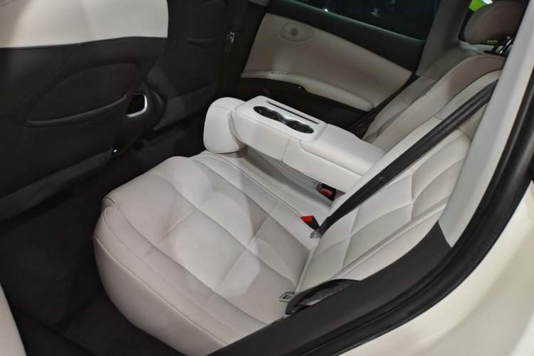 Used IM LS6 2023 Max Enhanced Performance Edition Left Rear Seat