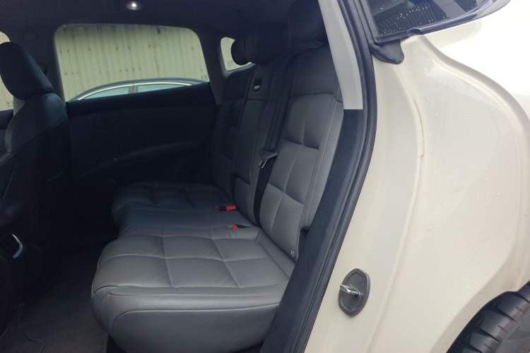 Used IM LS6 2023 Max Long-Range Version Left Rear Seat