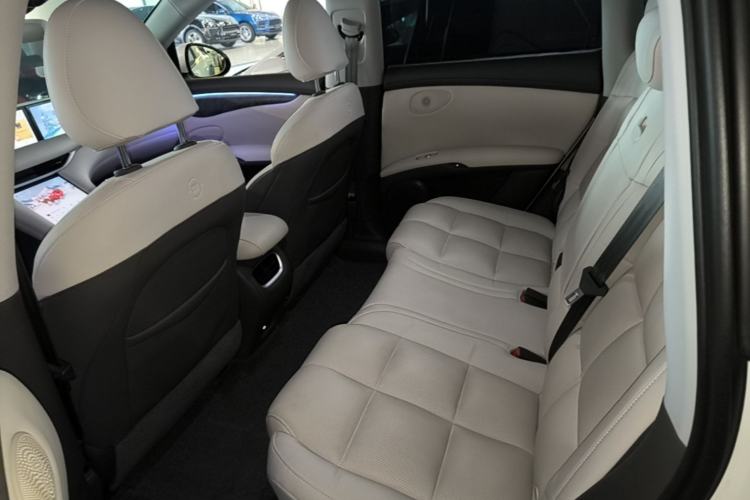 Used IM LS6 2023 Max Standard Edition Left Rear Seat
