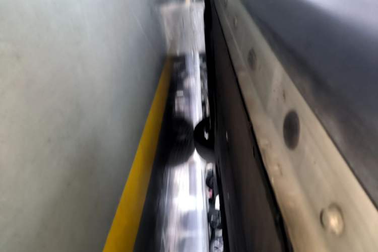 Used IM LS6 2023 Max Standard Edition Left Side Sill