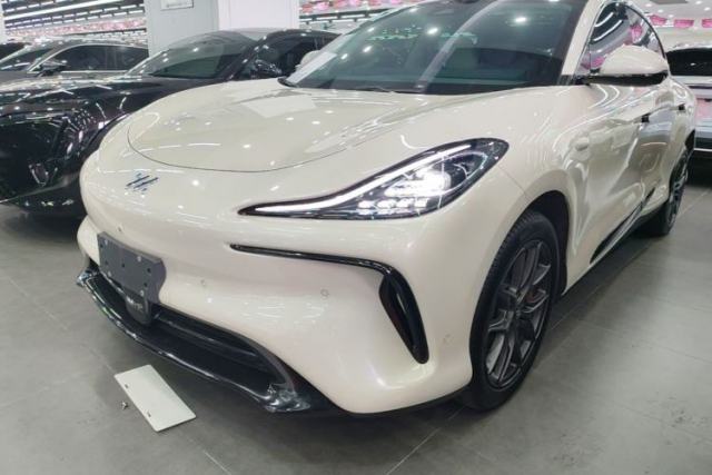 Used IM LS6 2023 Max Standard Edition