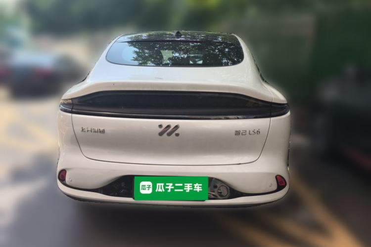 Used IM LS6 2023 Max Enhanced Performance Edition Rear