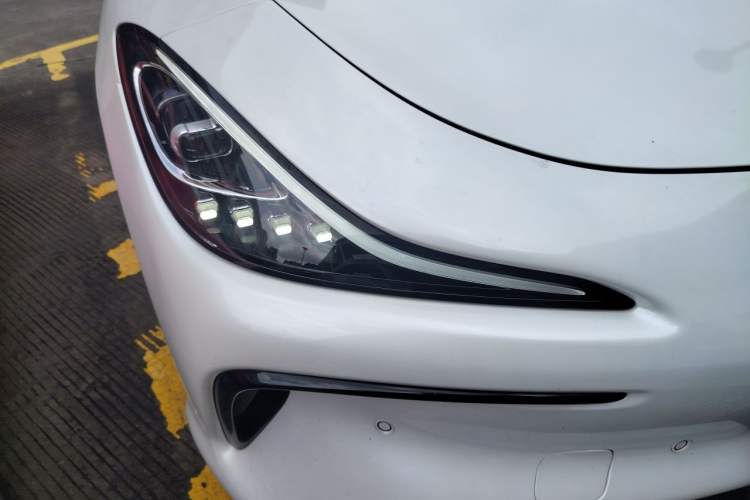 Used IM LS6 2023 Max Standard Edition Right Front Headlight