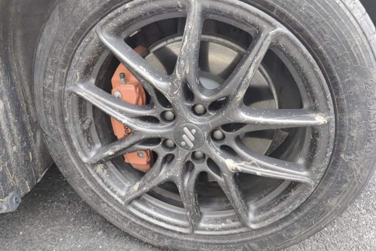 Used IM LS6 2023 Max Long-Range Version Right Front Wheel Hub