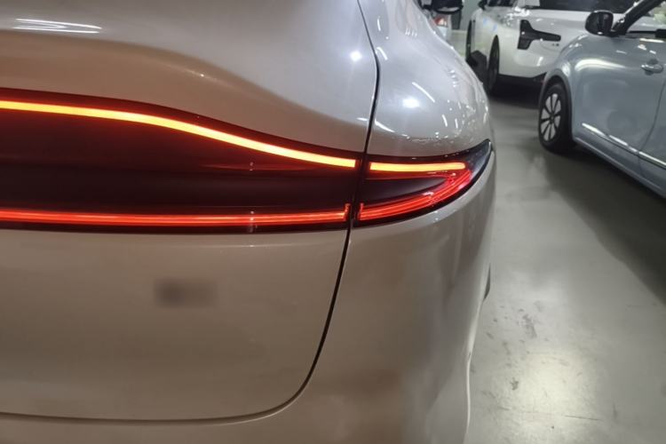 Used IM LS6 2023 Max Enhanced Performance Edition Right Rear Taillight