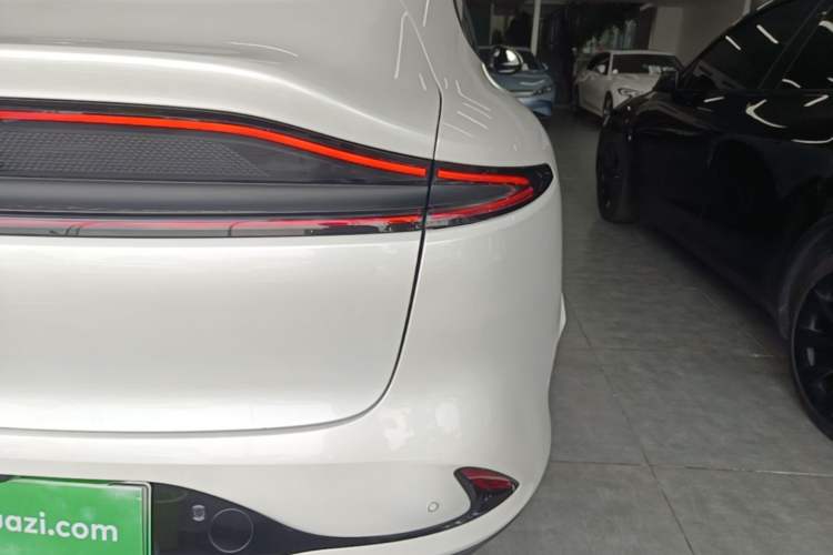 Used IM LS6 2023 Max Enhanced Performance Edition Right Rear Taillight