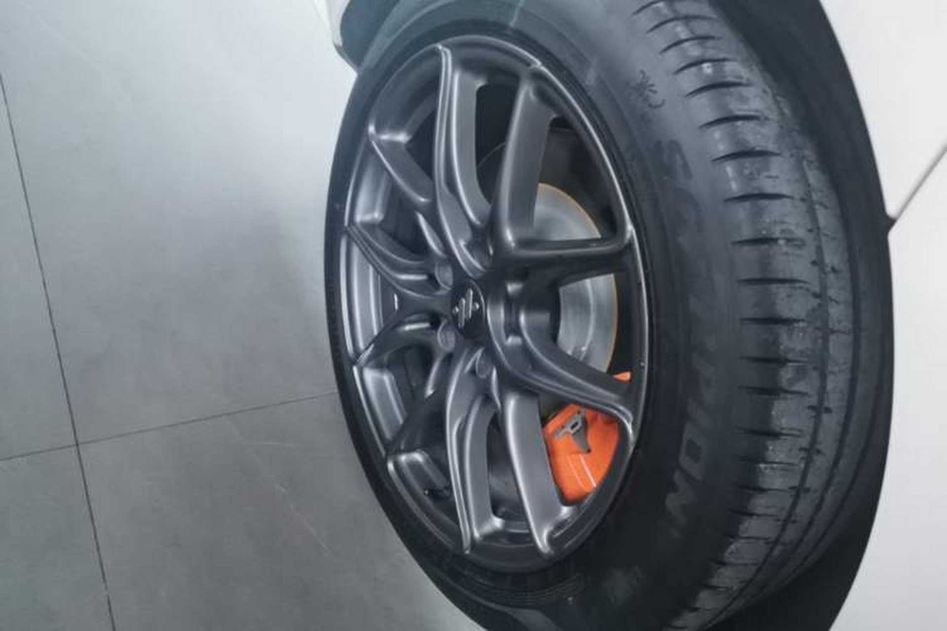 Used IM LS6 2023 Max Standard Edition Right Rear Wheel Hub