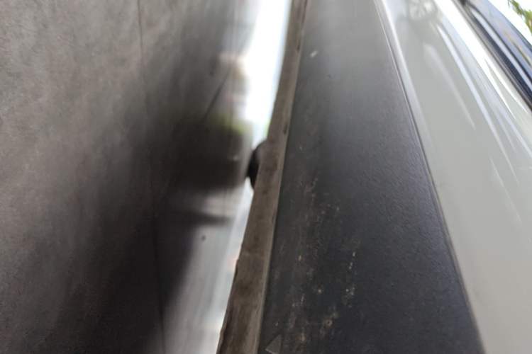 Used IM LS6 2023 Max Enhanced Performance Edition Right Side Sill