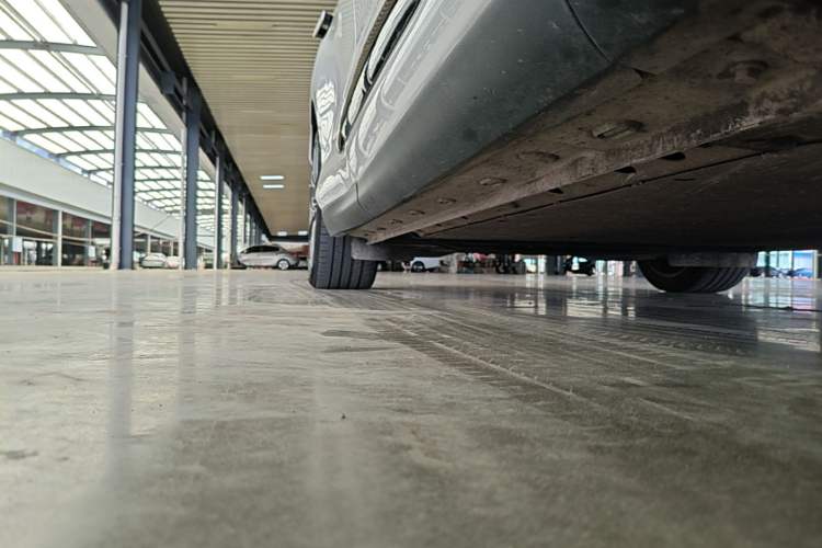 Used IM LS6 2023 Max Long-Range Version Right Side Sill