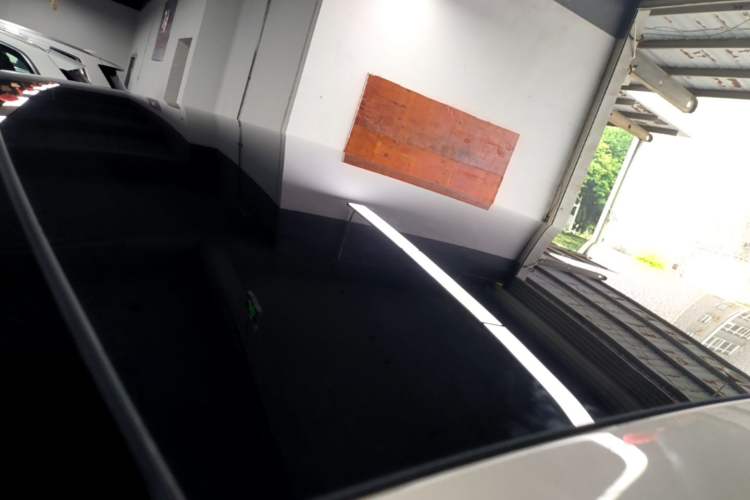 Used IM LS6 2023 Max Standard Edition Roof