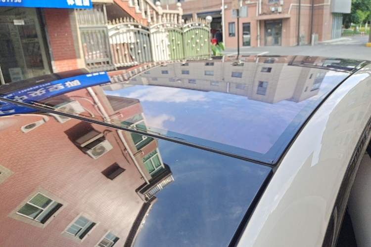 Used IM LS6 2023 Max Standard Edition Roof