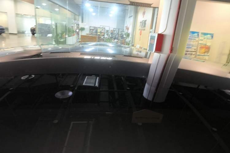 Used IM LS6 2023 Max Standard Edition Roof