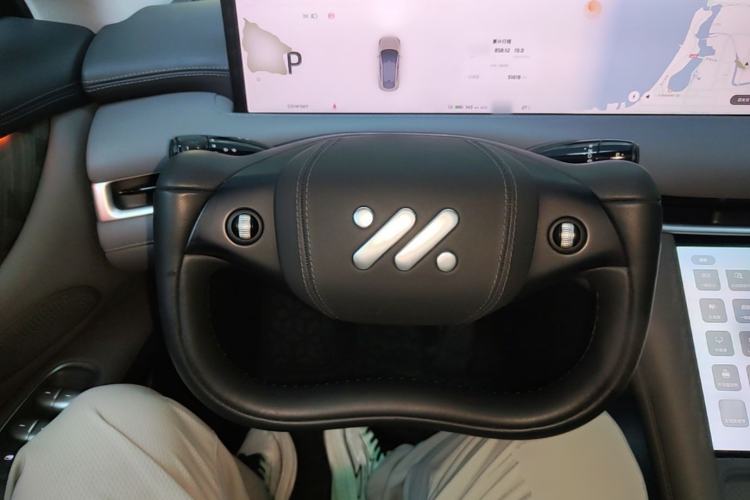 Used IM LS6 2023 Max Standard Edition Steering Wheel
