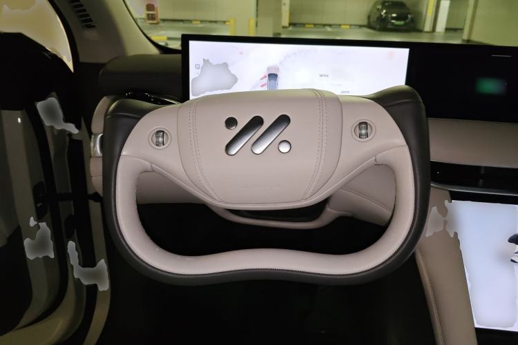 Used IM LS6 2023 Max Enhanced Performance Edition Steering Wheel