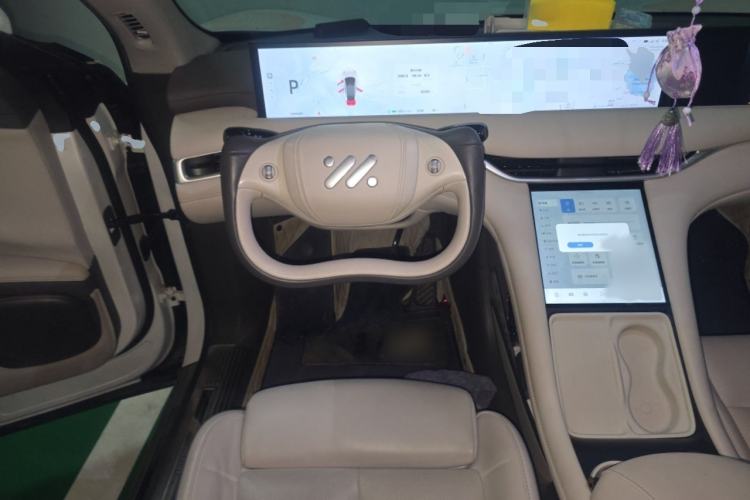 Used IM LS6 2023 Max Standard Edition Steering Wheel