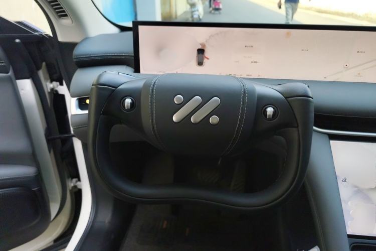 Used IM LS6 2023 Max Long-Range Version Steering Wheel