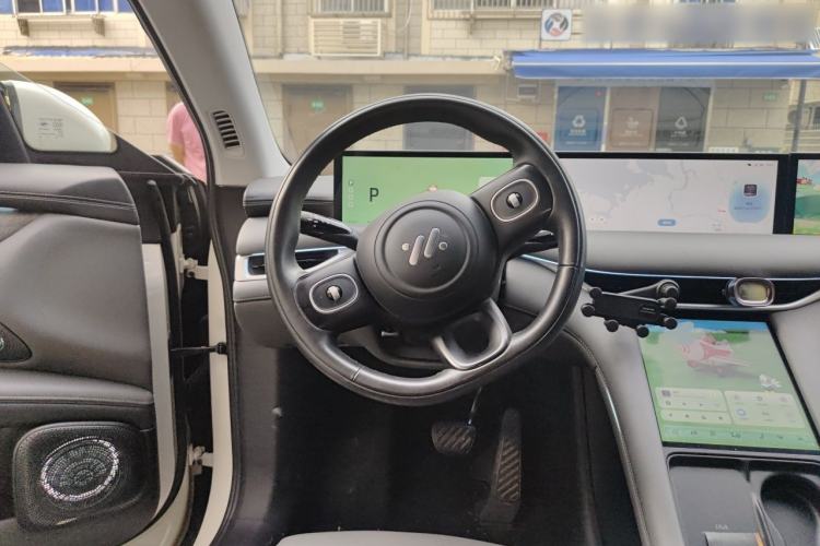 Used IM LS6 2023 Max Long-Range Version Steering Wheel