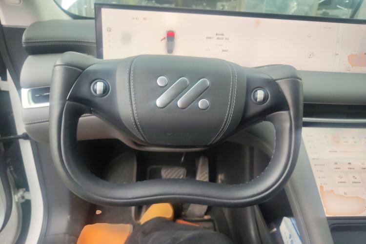 Used IM LS6 2023 Max Standard Edition Steering Wheel