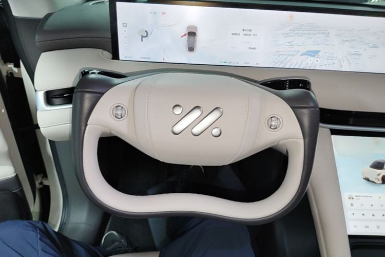 Used IM LS6 2023 Max Standard Edition Steering Wheel