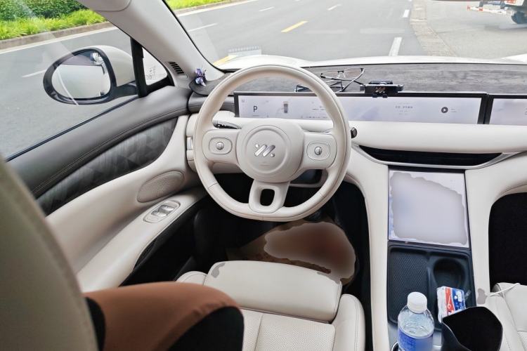 Used IM LS6 2023 Max Standard Edition Steering Wheel