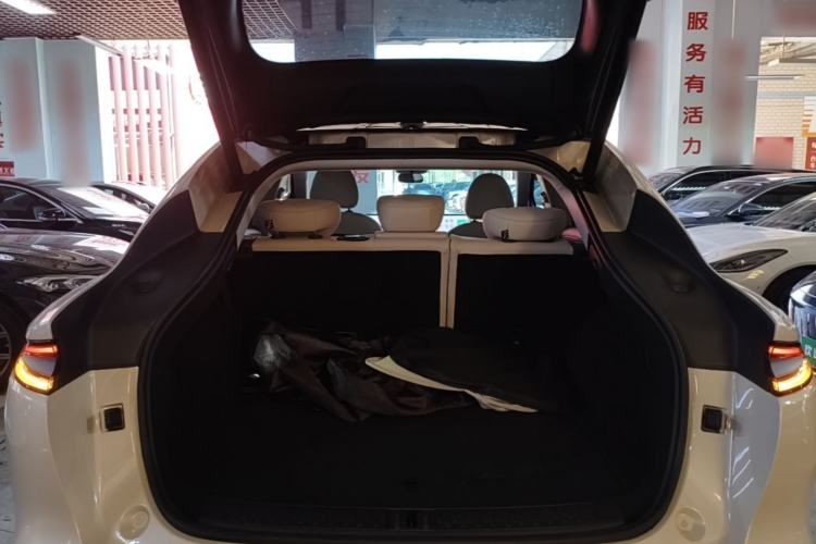 Used IM LS6 2023 Max Standard Edition Trunk