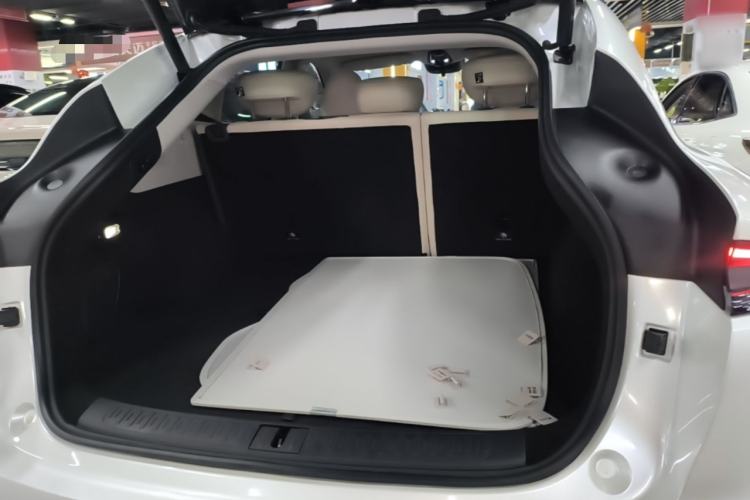Used IM LS6 2023 Max Standard Edition Trunk
