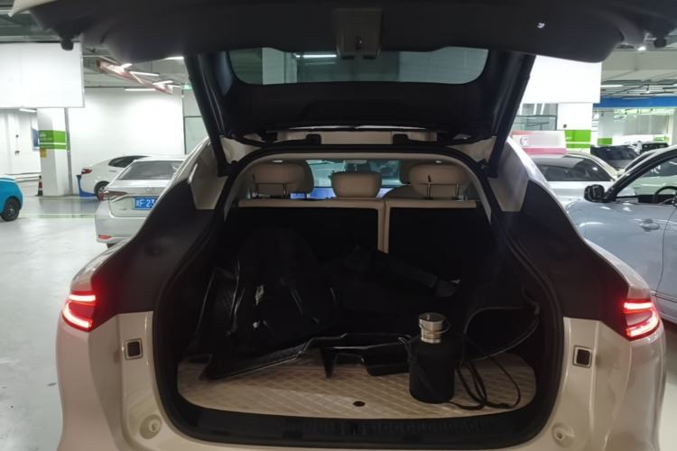 Used IM LS6 2023 Max Enhanced Performance Edition Trunk