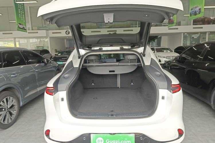 Used IM LS6 2023 Max Enhanced Performance Edition Trunk