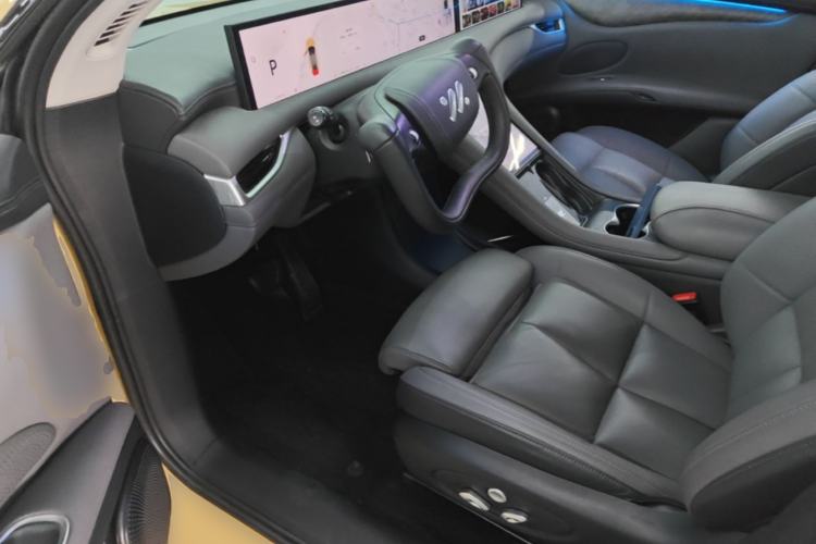 Used IM LS6 2023 Max Standard Edition Driver Seat