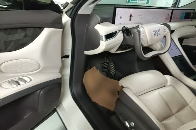 Used IM LS6 2023 Max Standard Edition Driver Seat