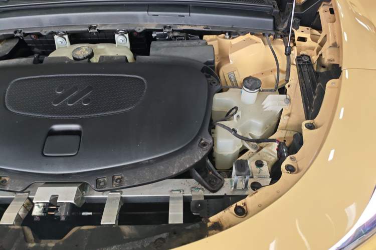 Used IM LS6 2023 Max Standard Edition Engine Bay Left