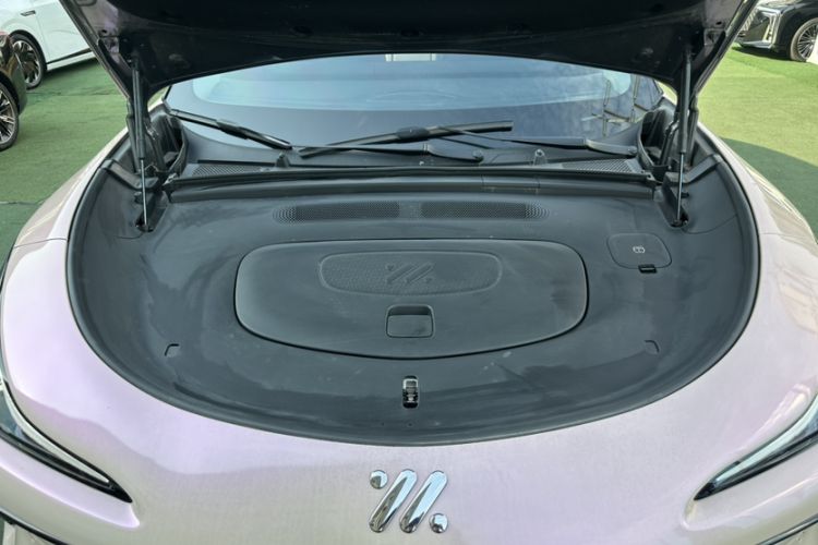 Used IM LS6 2023 Max Standard Edition Exterior 10