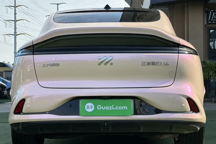 Used IM LS6 2023 Max Standard Edition Exterior 11