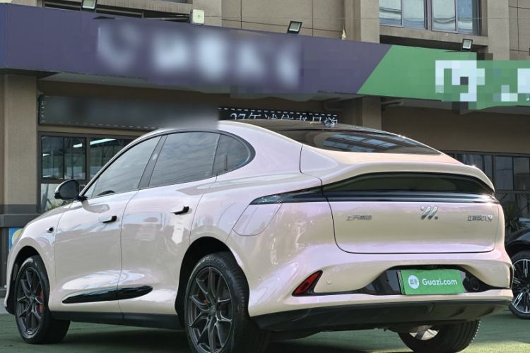 Used IM LS6 2023 Max Standard Edition Exterior 12