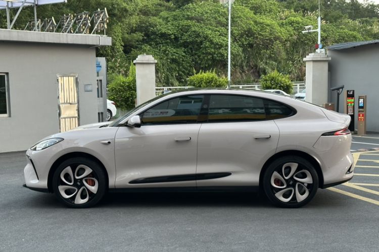Used IM LS6 2023 Max Enhanced Performance Edition Exterior 4