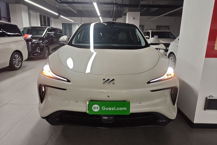 Used IM LS6 2023 Max Standard Edition Front