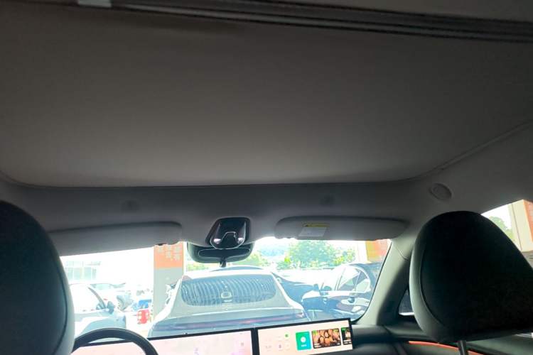 Used IM LS6 2023 Max Long-Range Version Headliner