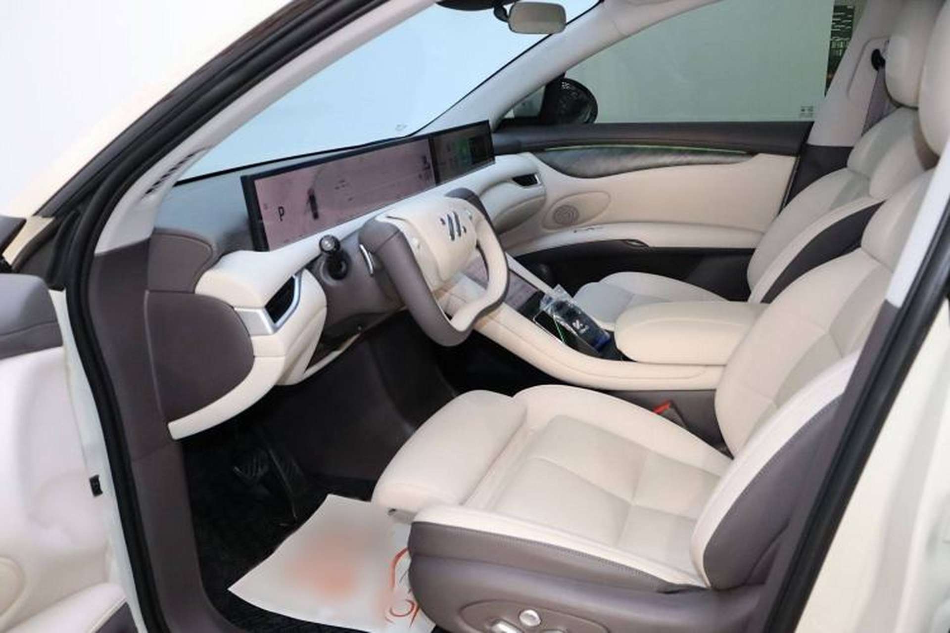 Used IM LS6 2023 Max Standard Edition Interior 1