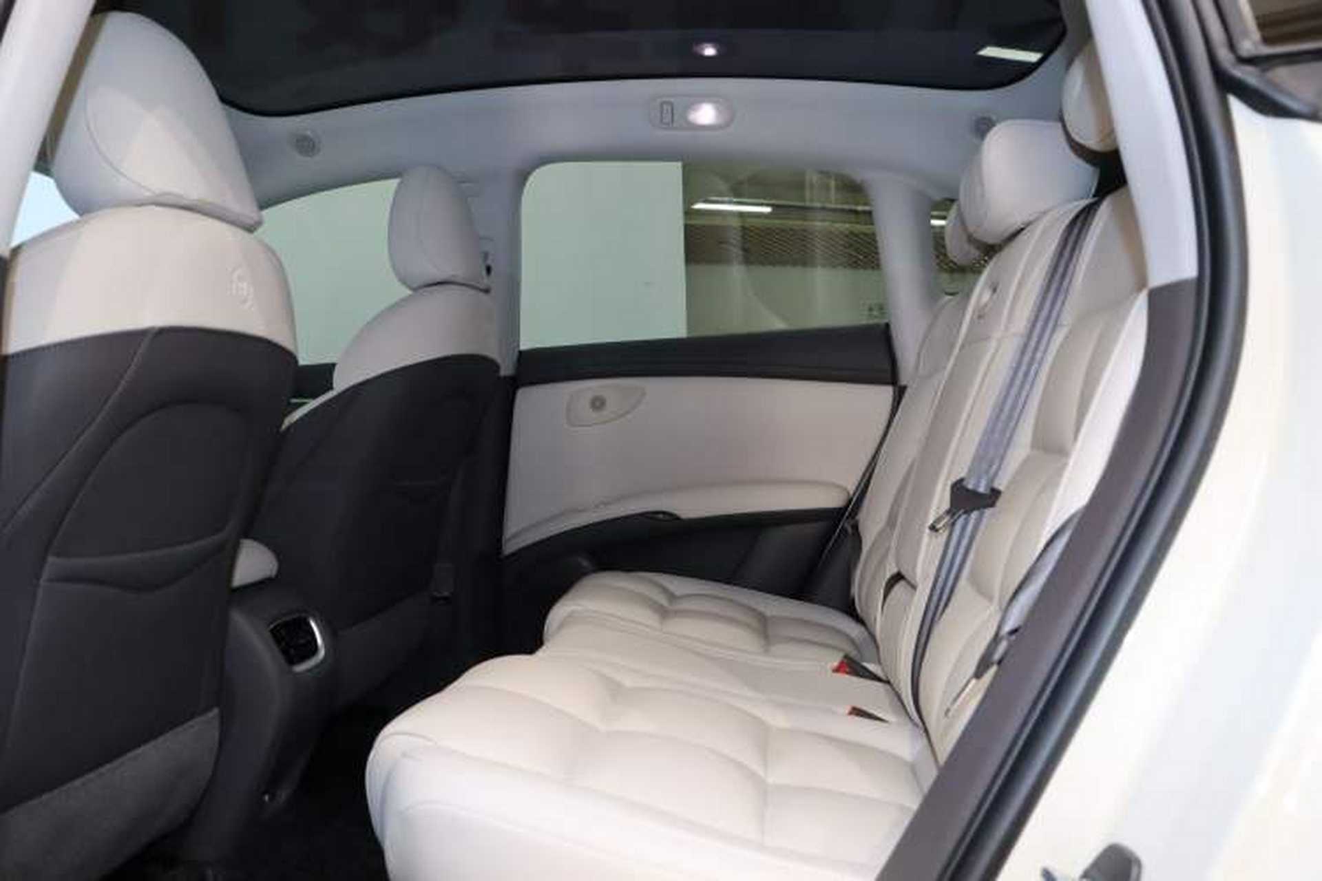 Used IM LS6 2023 Max Standard Edition Interior 3