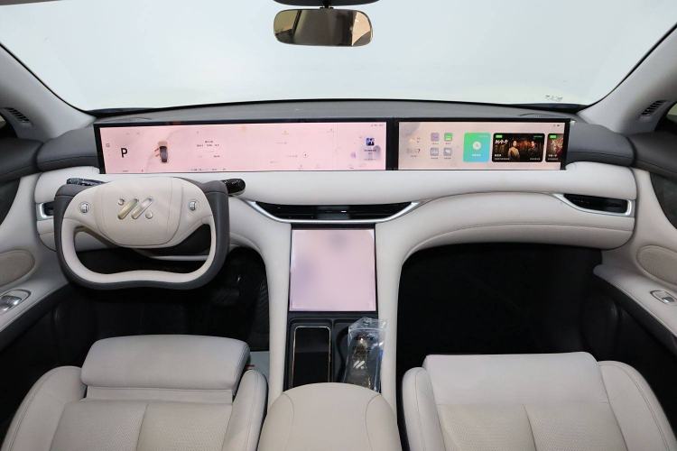 Used IM LS6 2023 Max Standard Edition Interior 5